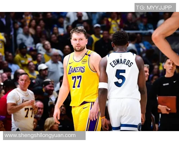 爱德华兹轰39分却无缘最佳，克莱末节17分逆转封神